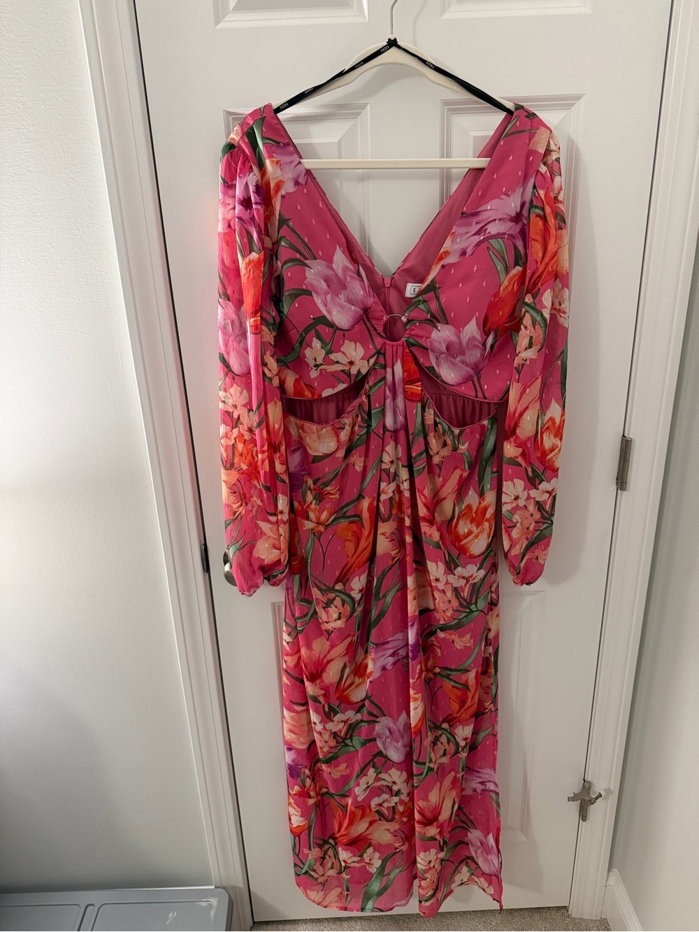 Floral Pink V-Neck Long Sleeve Maxi Dress